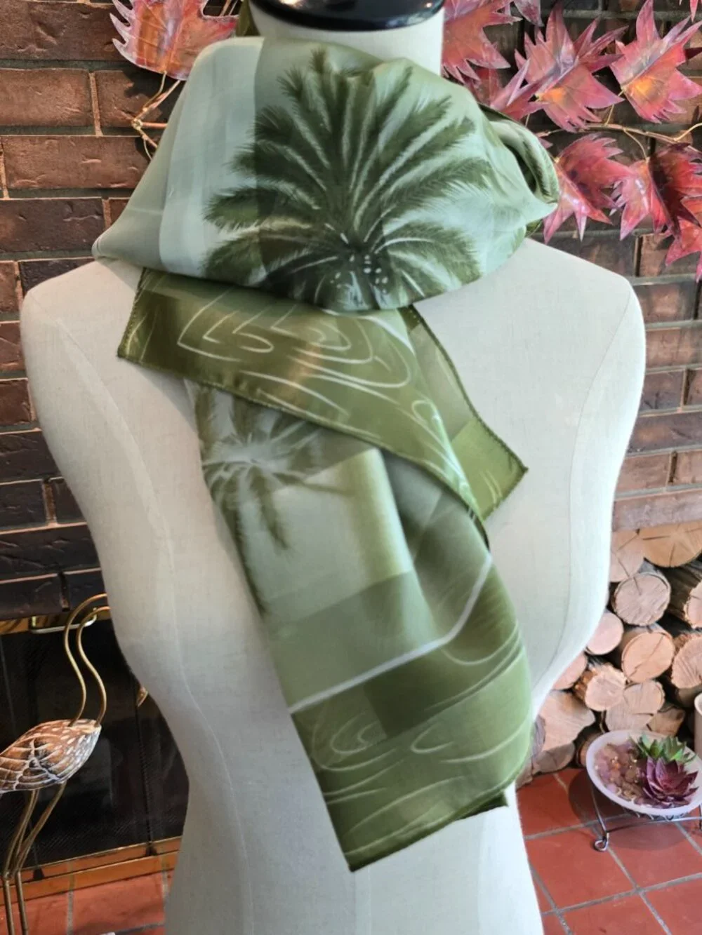 Vintage 100% Silk Scarf in Shades of Green, Palm Tree Motif - Picture 2 of 10